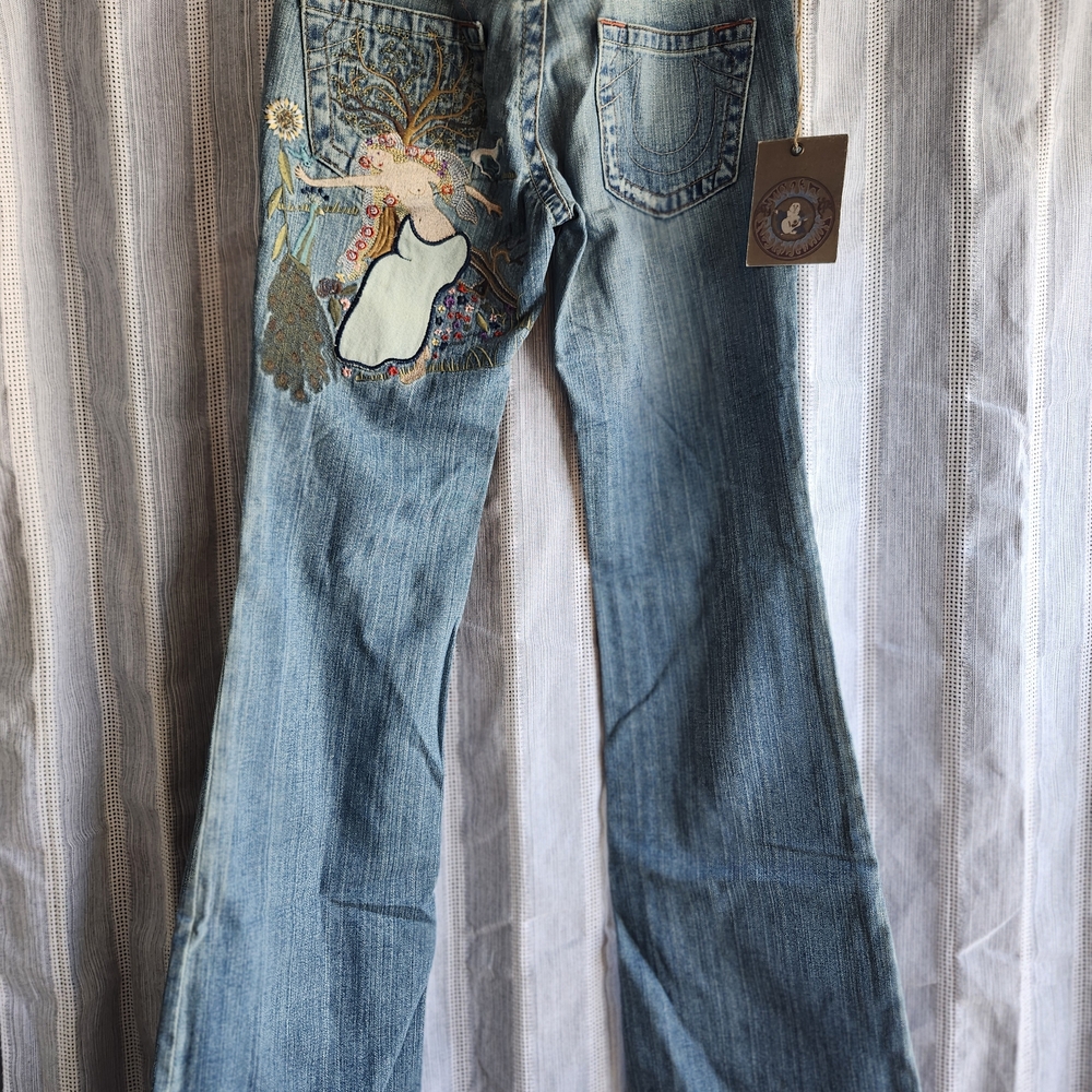 VINTAGE True Religion Blue Godiva Embroidered Flare Jeans